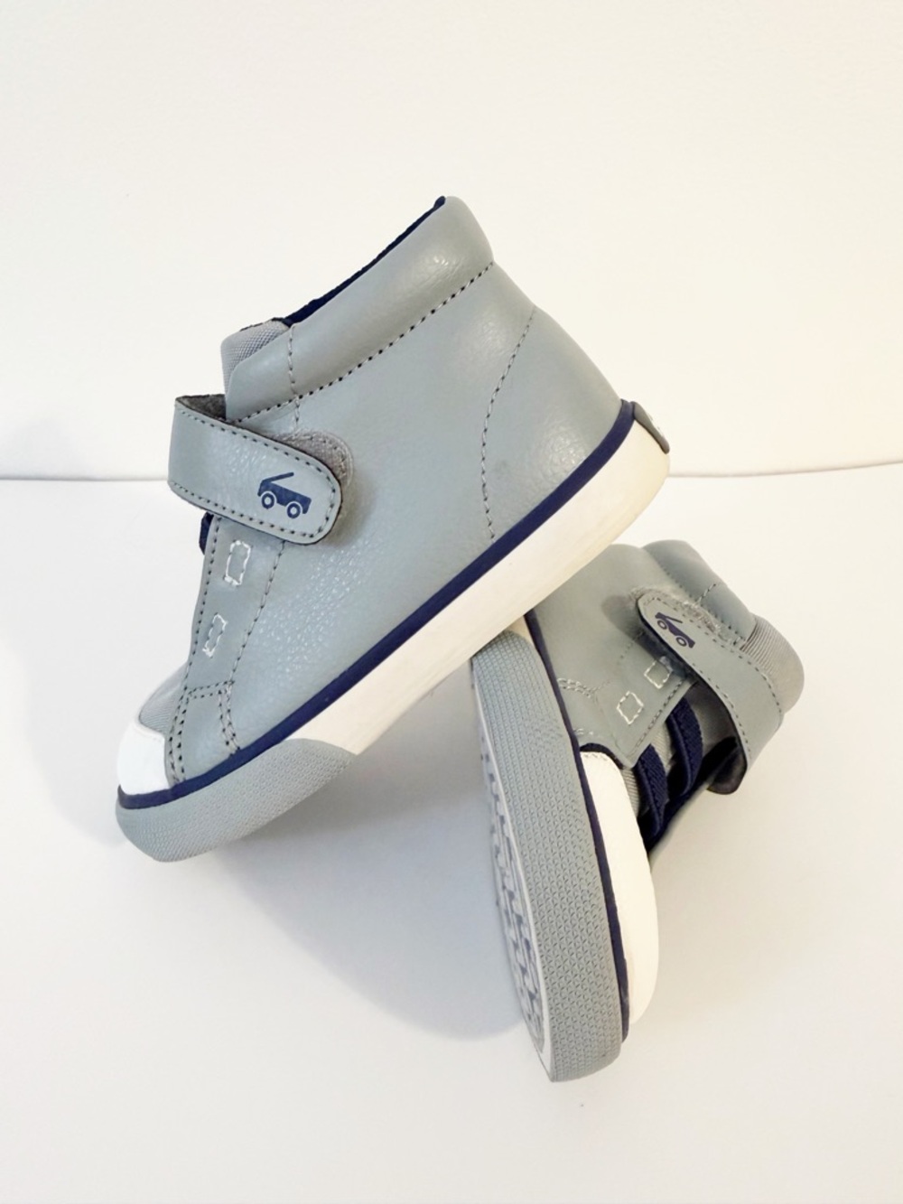 See Kai Run Stevie Gray Leather High Top Sneakers Shoes Kids Size 7